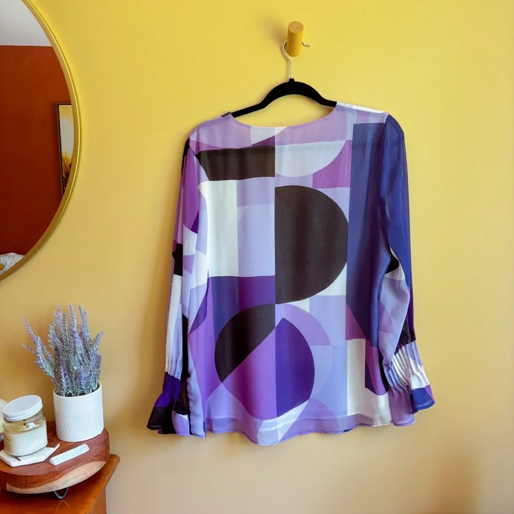 Calvin Klein Purple Geometric Blouse Size Large 💜 - Picture 6 of 6